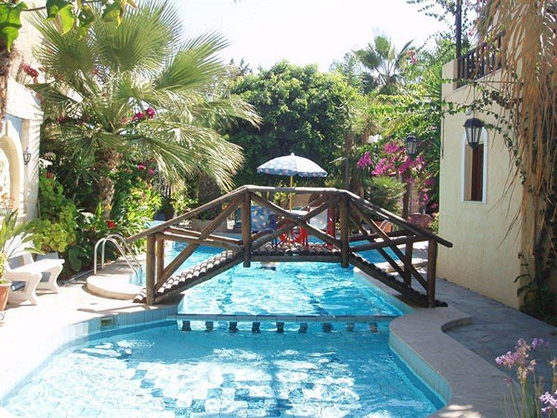 Minoa Apartments Amoudara  Ngoại thất bức ảnh